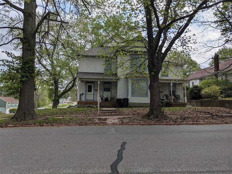 1101 Broadway St, Leavenworth, KS 66048