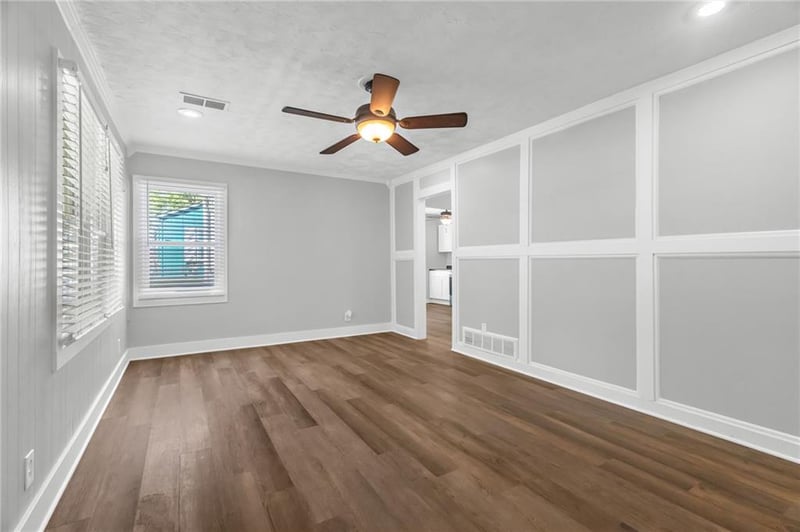 6436 Kimball Ave, Kansas City, KS 66104