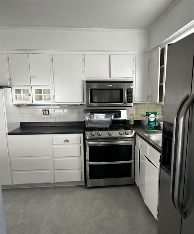 8844 Summit St, Kansas City, MO 64114