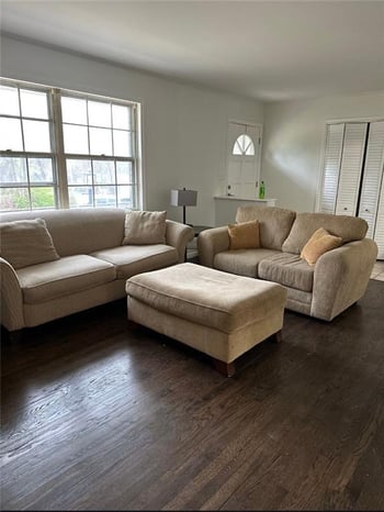 8844 Summit St, Kansas City, MO 64114
