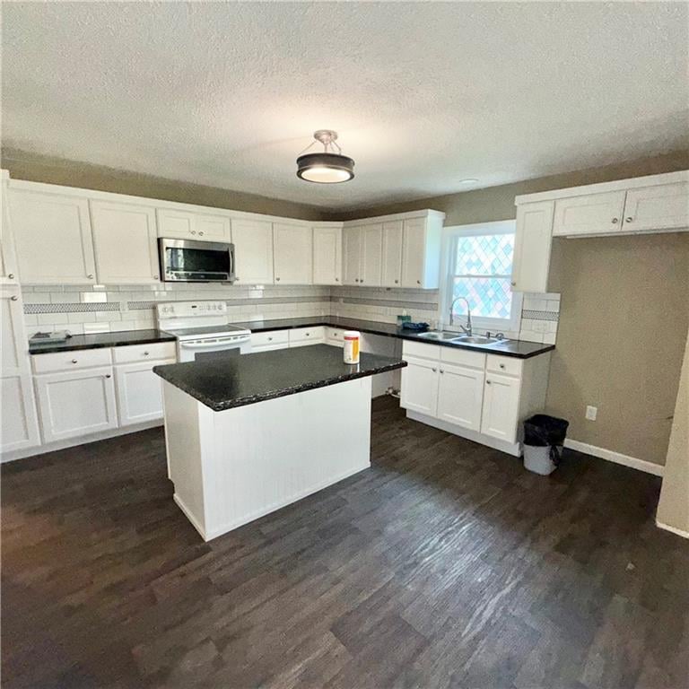 401 Chestnut St, Archie, MO 64725
