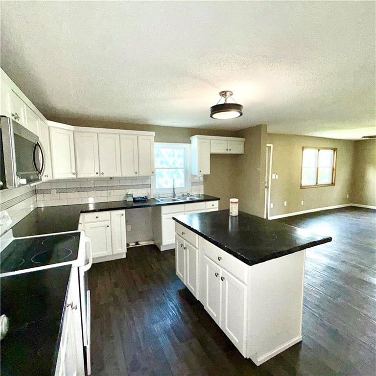 401 Chestnut St, Archie, MO 64725