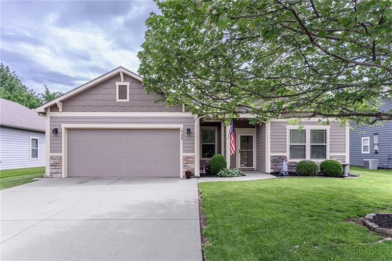 4125 Seele Way, Lawrence, KS 66049
