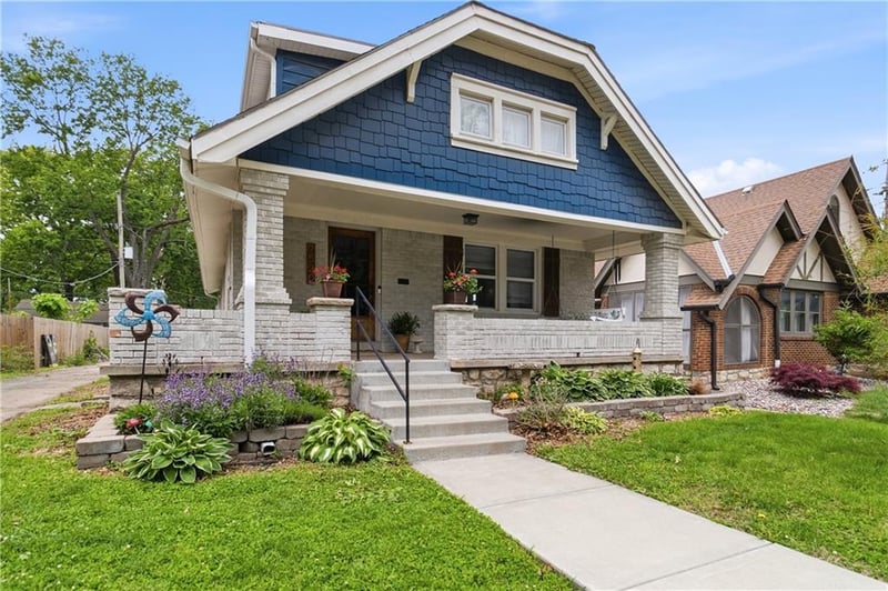 7520 Oak St, Kansas City, MO 64114