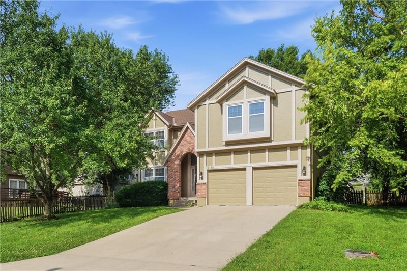 12160 Alcan St, Olathe, KS 66062