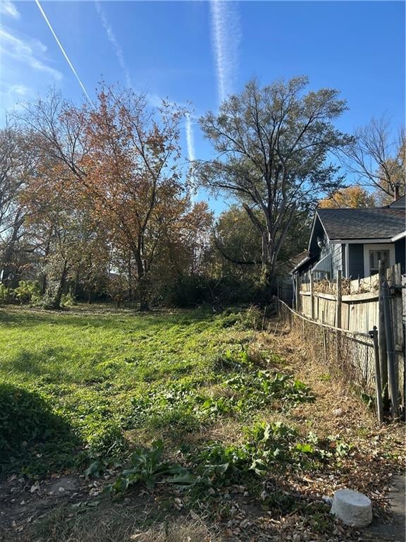 2332 Oakley Ave, Kansas City, MO 64127