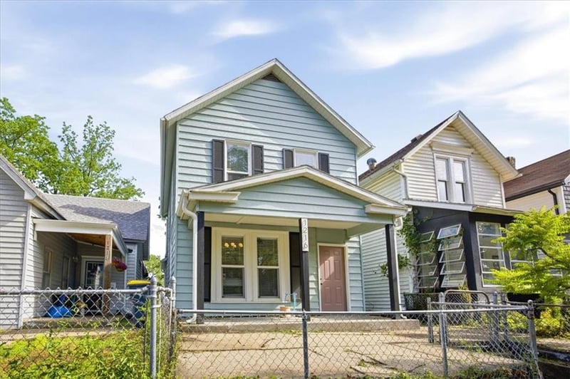 1216 W 20th Ter, Kansas City, MO 64108