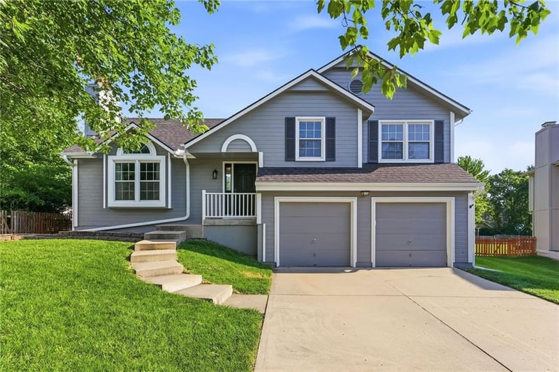 6610 158 Ter, Overland Park, KS 66223
