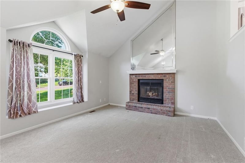 6610 158 Ter, Overland Park, KS 66223