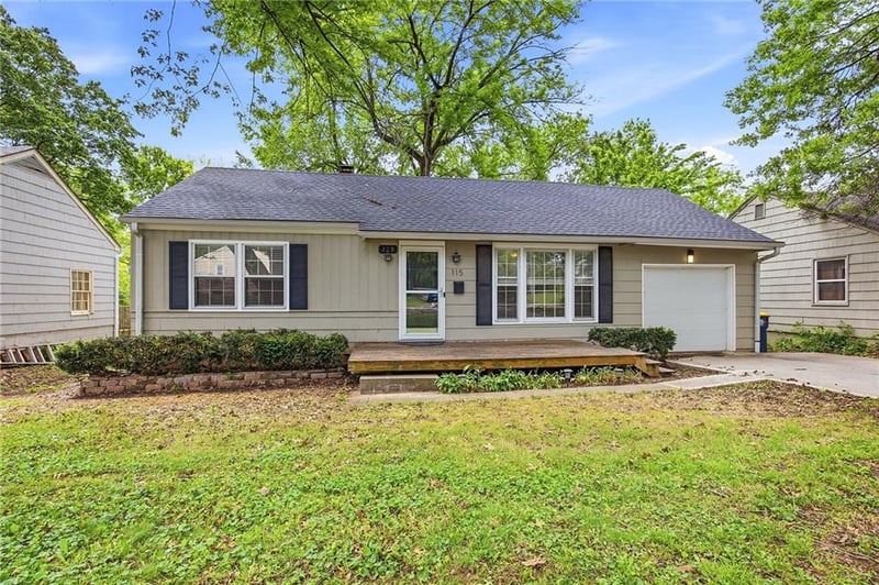 115 W 89th St, Kansas City, MO 64114