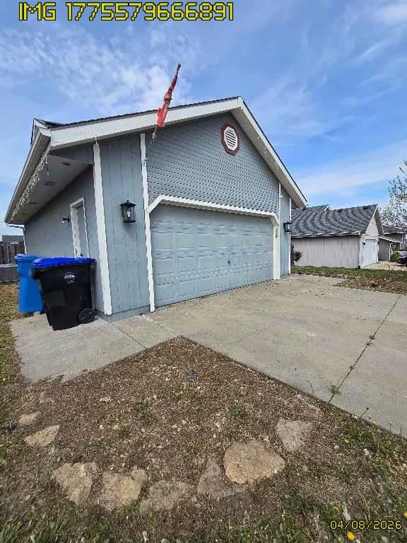 1737 Stone Crest Dr, Topeka, KS 66615