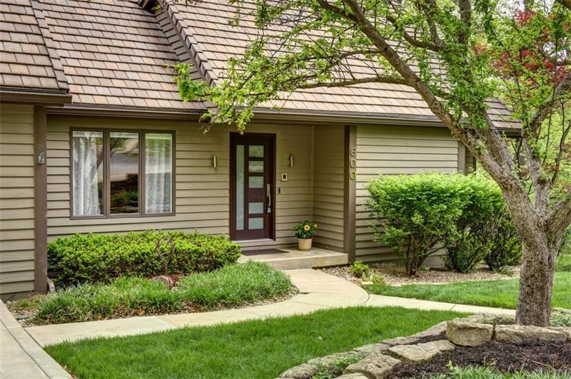 600 NW 41st St, Kansas City, MO 64116