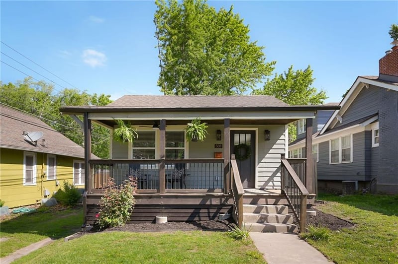 508 77th St, Kansas City, MO 64114