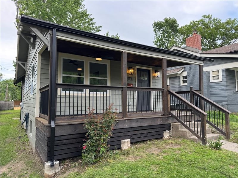 508 77th St, Kansas City, MO 64114