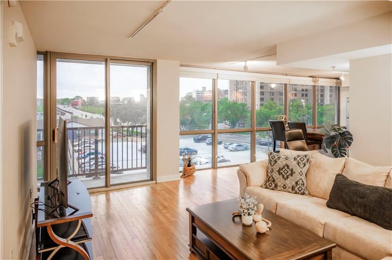 600 Admiral Blvd #604, Kansas City, MO 64106