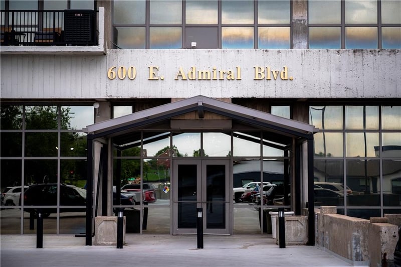 600 Admiral Blvd #604, Kansas City, MO 64106