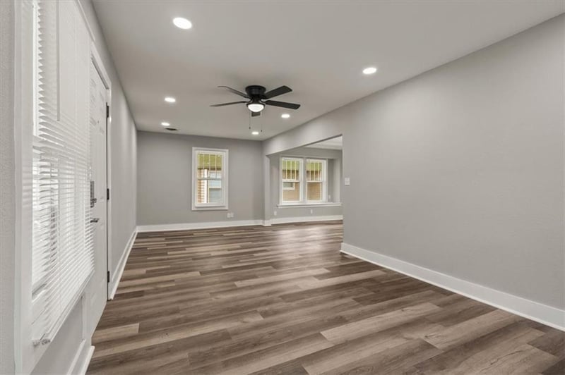 419 N Main St, Independence, MO 64050