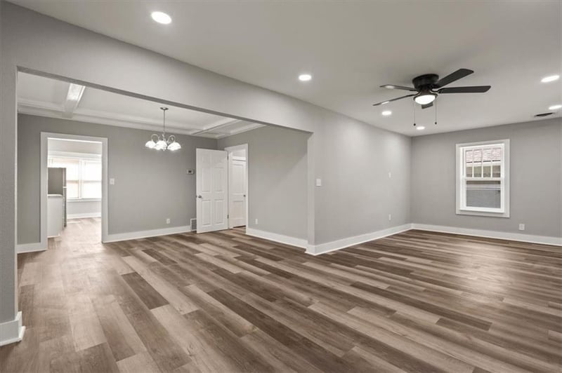 419 N Main St, Independence, MO 64050