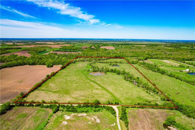 1100 Rd Rural Route, Rich Hill, MO 64779