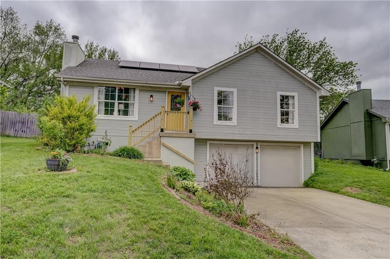 1708 Lazy Branch Rd, Independence, MO 64058