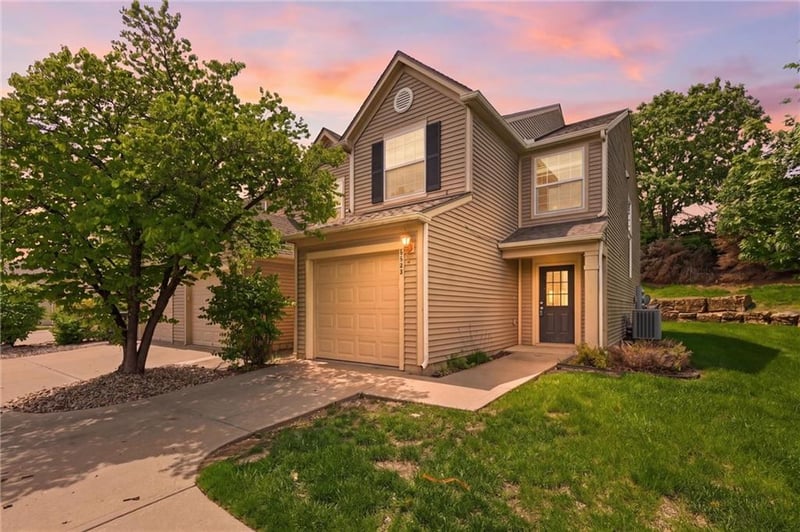 5538 Fairmount Ave, Kansas City, MO 64118