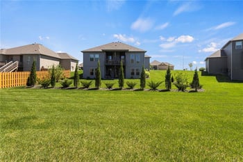 10823 Corrington Ave, Kansas City, MO 64156