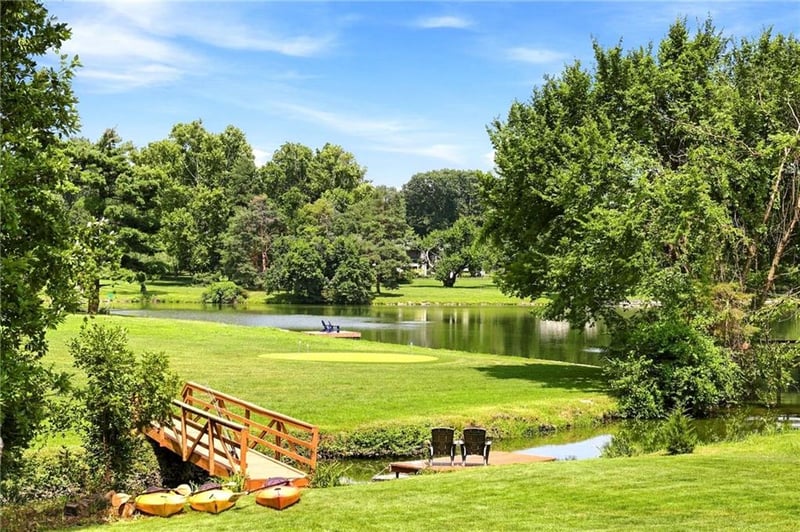 3636 W 89th St, Leawood, KS 66206