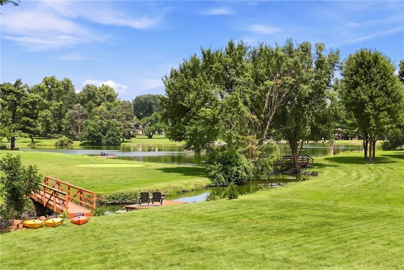 3636 W 89th St, Leawood, KS 66206