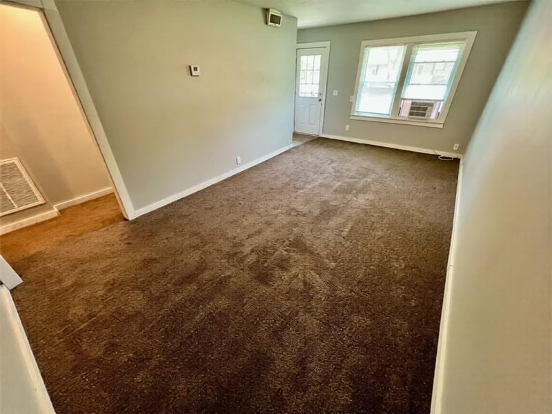 111 Annie St, Olathe, KS 66061