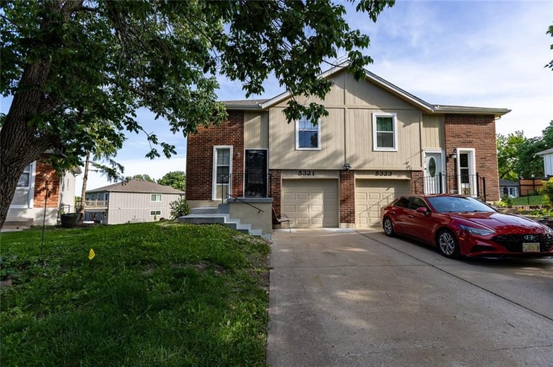 5321 NW 87th Ct, Kansas City, MO 64154