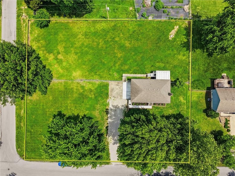 16009 Eastern Ave, Belton, MO 64012