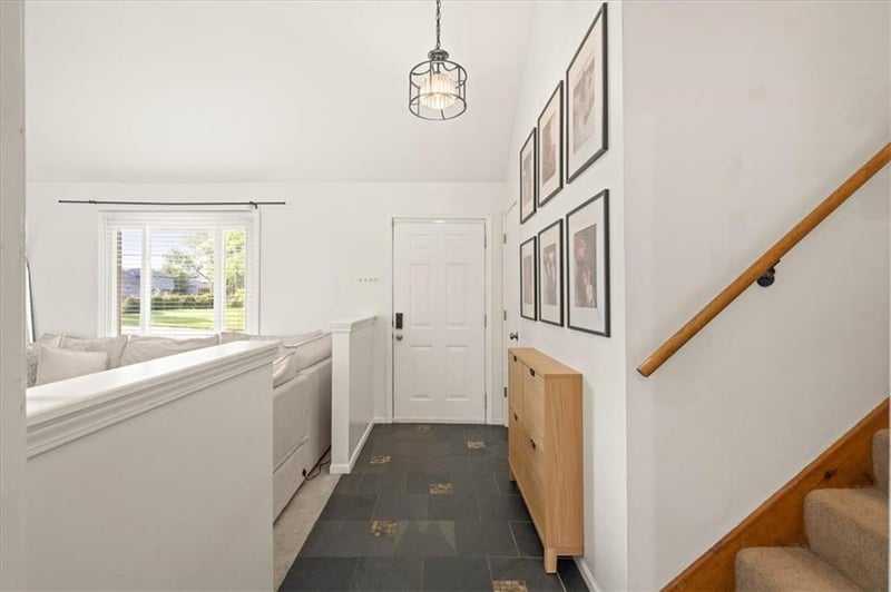 21430 181st Ter, Olathe, KS 66062