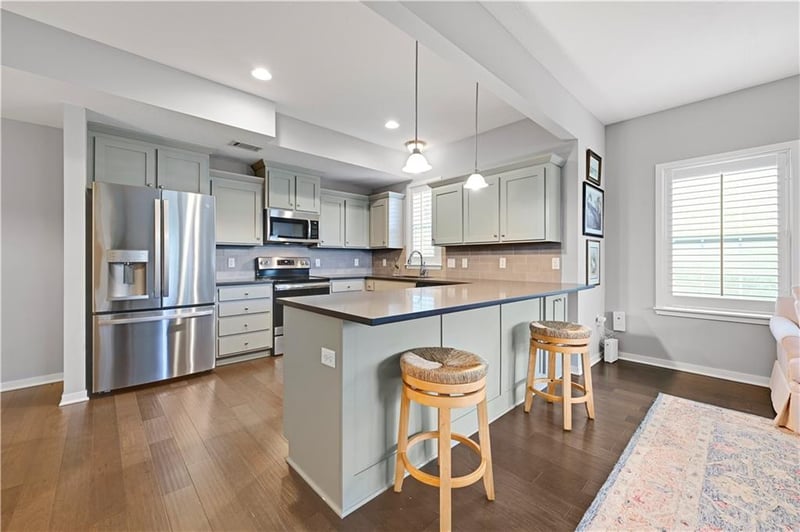 16059 Fontana St #206, Overland Park, KS 66085