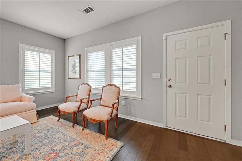 16059 Fontana St #206, Overland Park, KS 66085