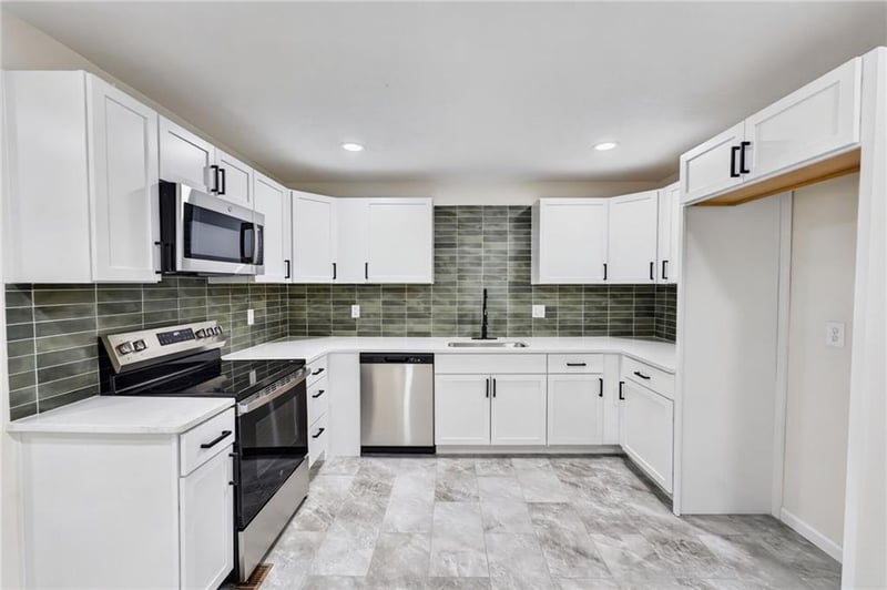1720 Ellison Way, Independence, MO 64050