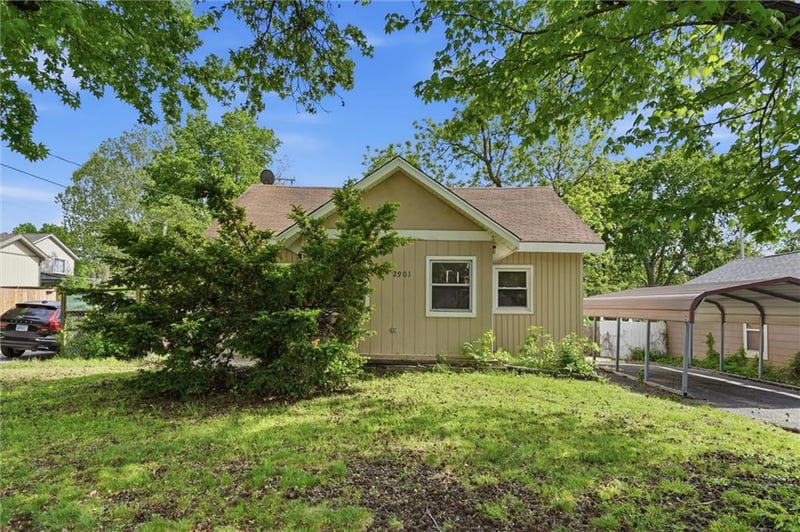 2901 W 43rd Ter, Kansas City, KS 66103