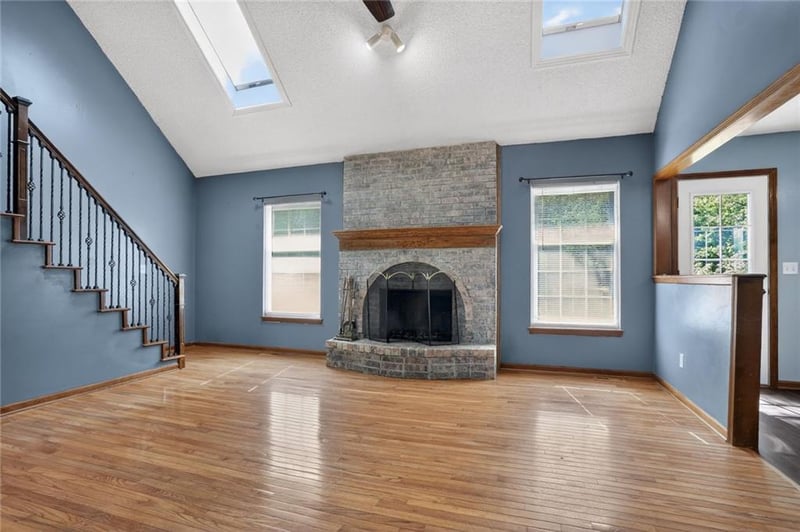 7417 Park Ave, Gladstone, MO 64118