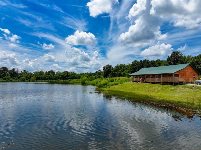 8638 54 Hw, Collins, MO 64738