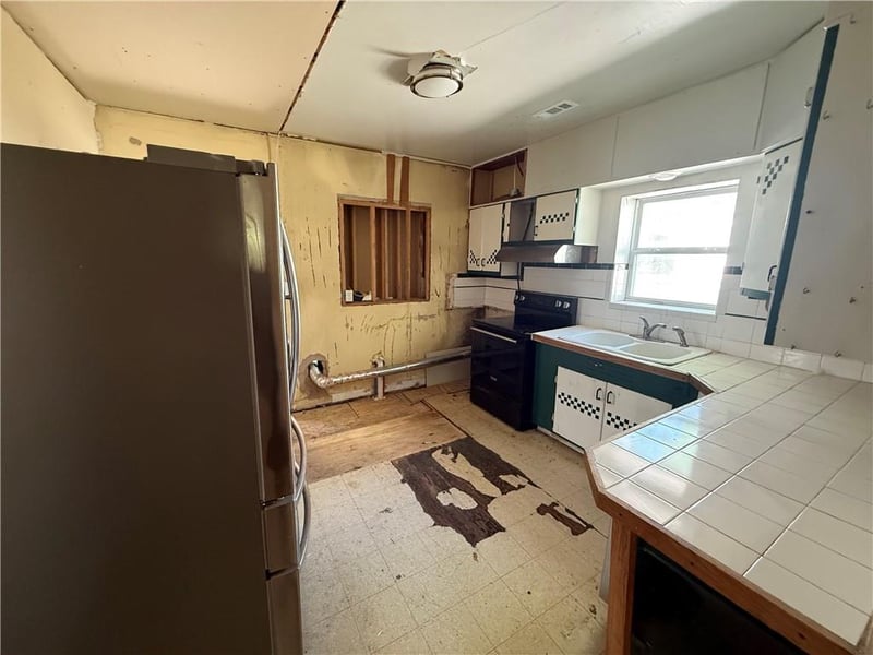 2904 Parvin Rd, Kansas City, MO 64117