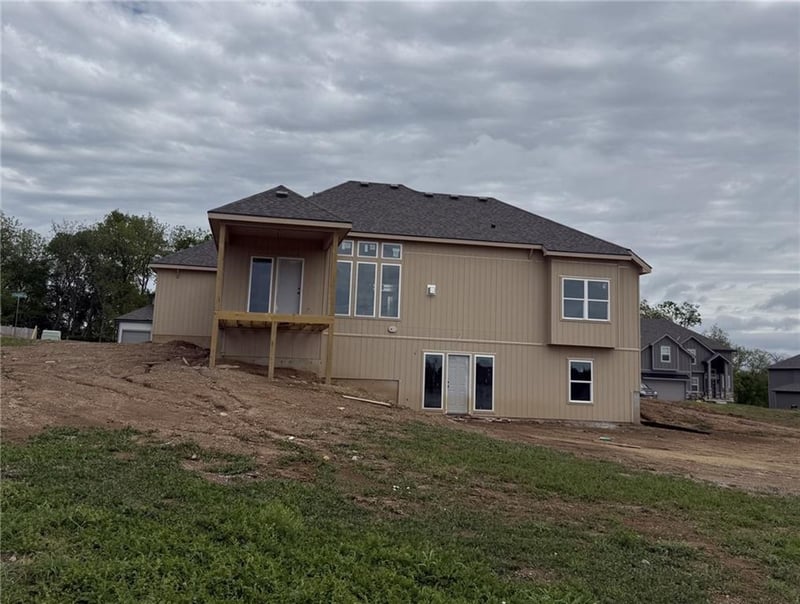 9022 Colorado Ave, Kansas City, MO 64156