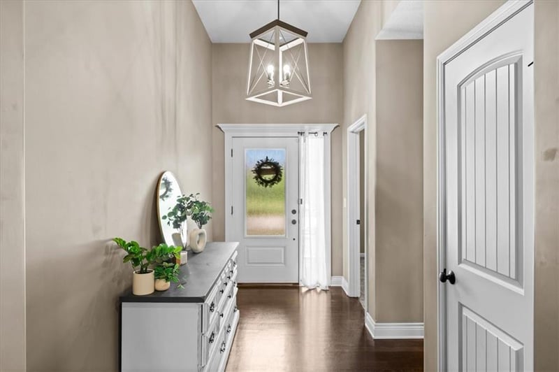 19421 200th Ter, Spring Hill, KS 66083