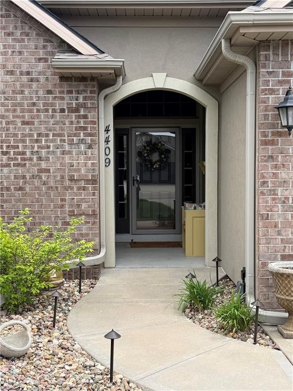 4409 Stonebridge Dr, St Joseph, MO 64505