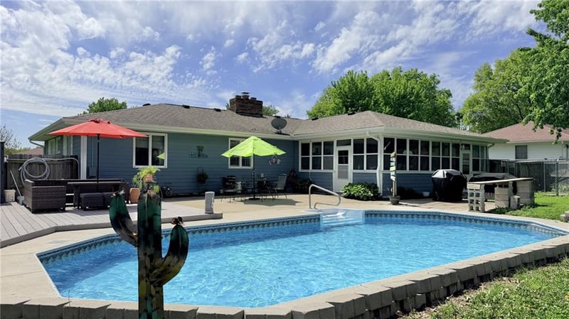 1809 Hillcrest Dr, Trenton, MO 64683