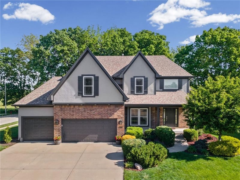 8700 NE 91st Ter, Kansas City, MO 64157