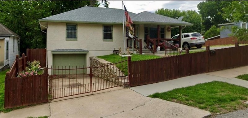 406 Elmwood Ave, Kansas City, MO 64124