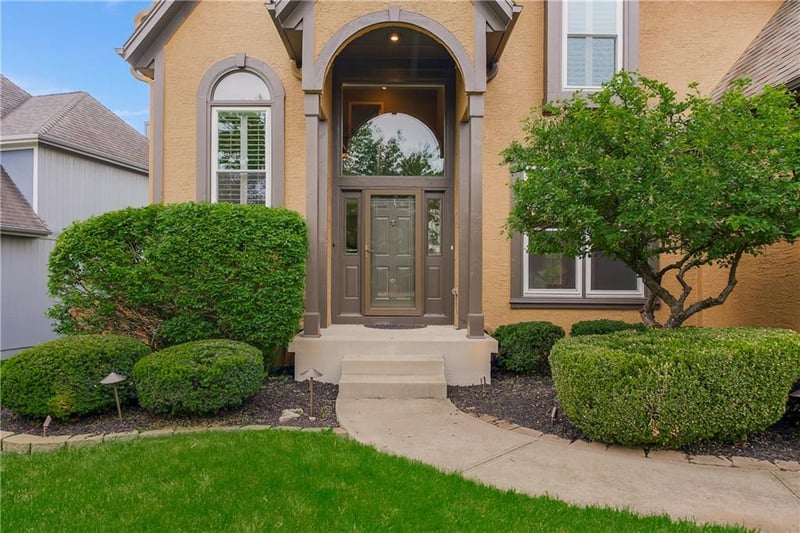 13100 Woodward St, Overland Park, KS 66213