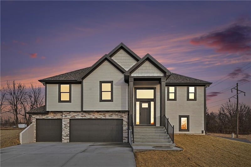 12408 Morgan St, Excelsior Springs, MO 64024