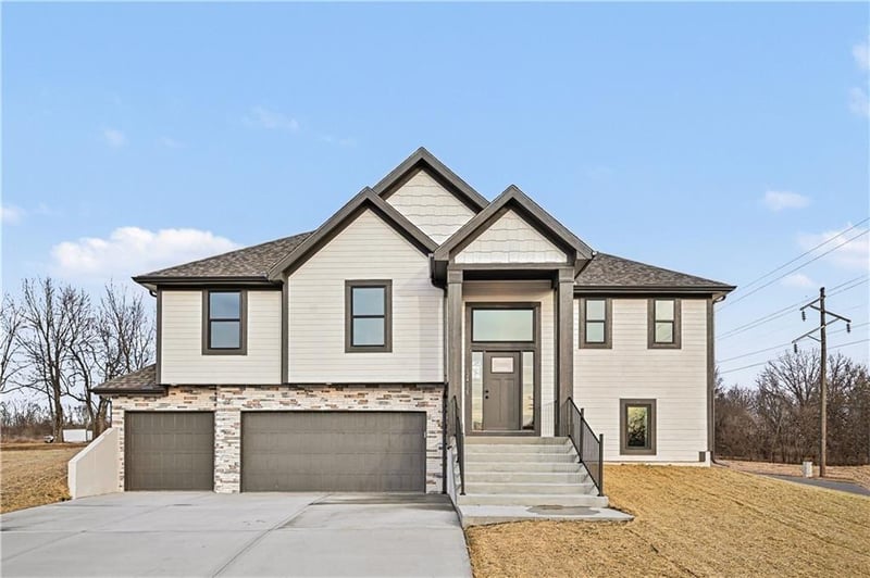 12406 Morgan St, Excelsior Springs, MO 64024