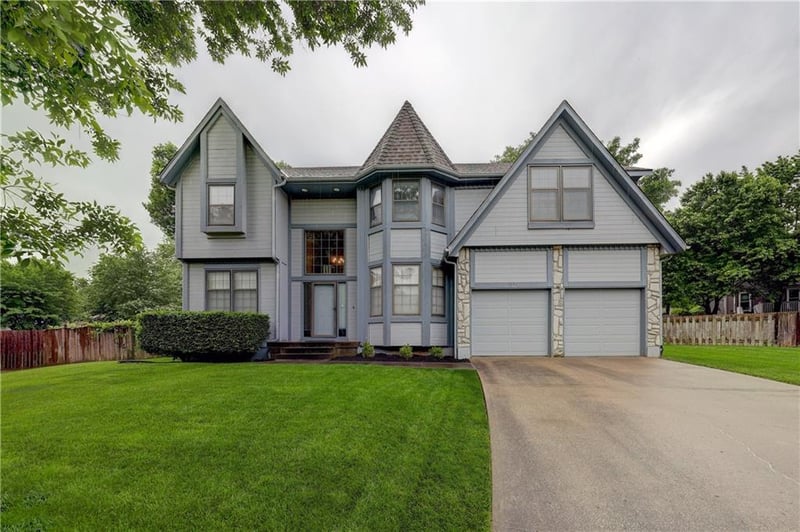 13842 110th St, Lenexa, KS 66215