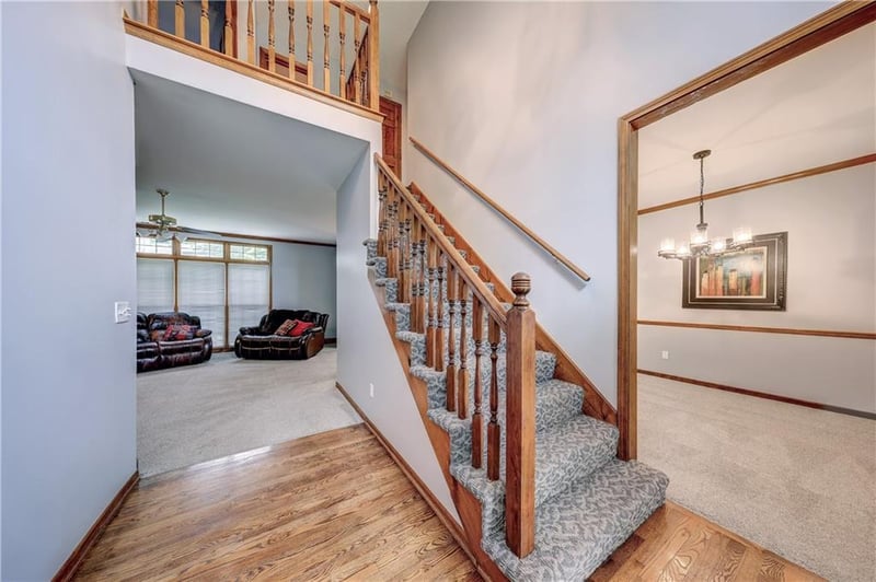 13842 110th St, Lenexa, KS 66215